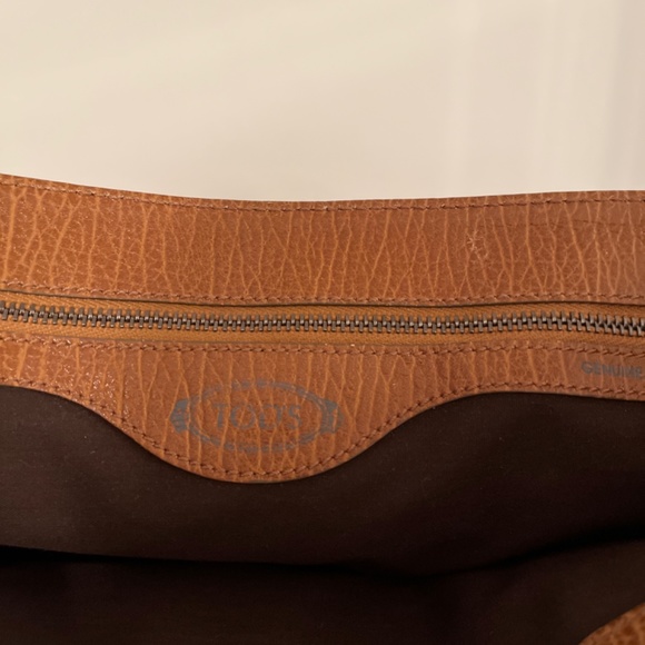 MOVING SALE Tod’s Textured Leather Tote Bag - Picture 9 of 13